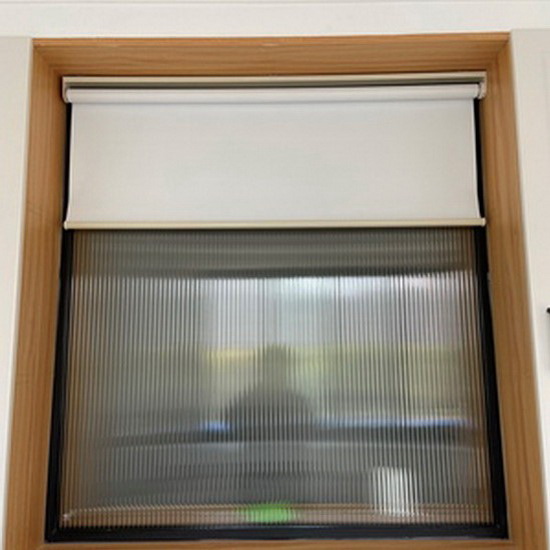 October 24, 2022 - Custom Cas smart roller blind