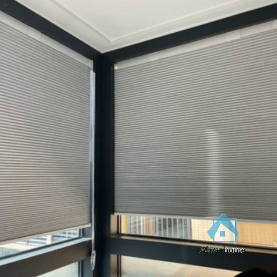 December 6, 2022 smart home Honeycomb Blinds