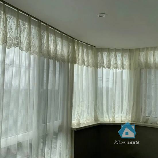 March 12, 2024 Custom size 135 degrees curtain rail